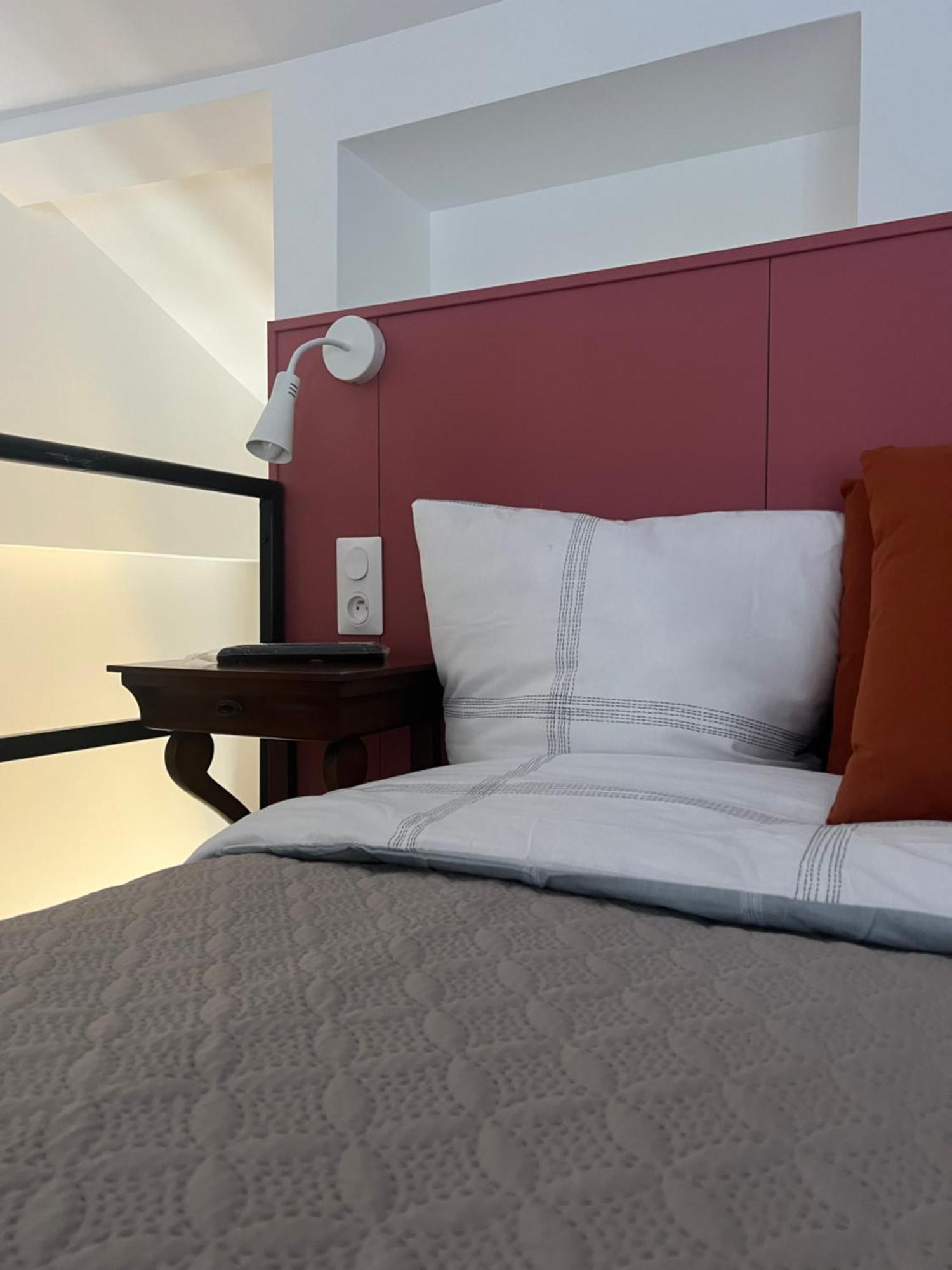 Theia - Limoges Centre Hotel Buitenkant foto
